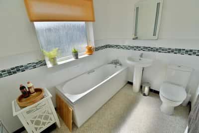 Eleanor Drive, Bearwood - Image 13