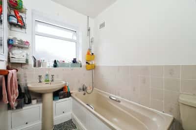 Salisbury Street, Nottingham - Image 13