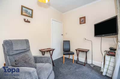 Oakdene Avenue, Erith - Image 12