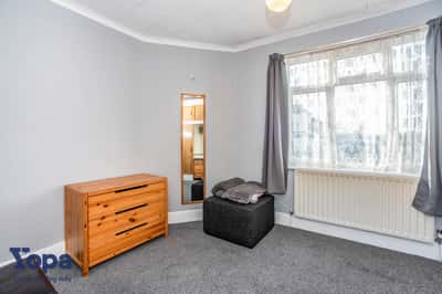 Oakdene Avenue, Erith - Image 13