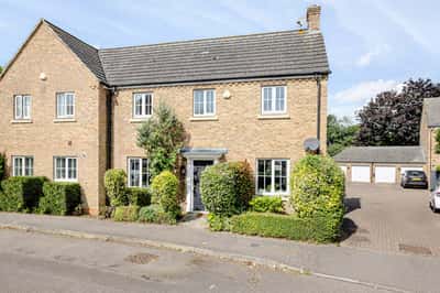 Hurn Grove, Bishop’s Stortford - Image 1