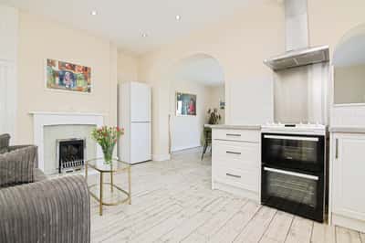 Hillside Avenue, Rowley Regis - Image 11