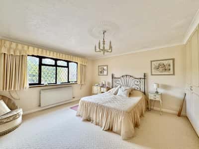 Ross Glades, Bournemouth - Image 10