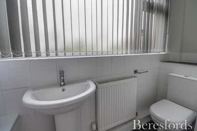 London Road, Brentwood - Image 10