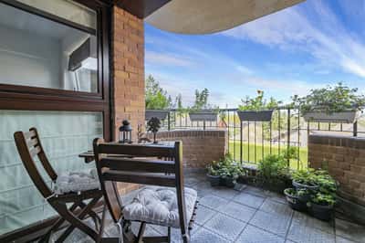 Epping New Road, Buckhurst Hill - Image 6