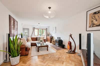 Huttles Green, Royston - Image 4