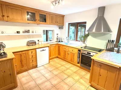 Huttles Green, Royston - Image 5