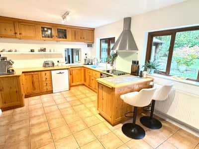 Huttles Green, Royston - Image 6