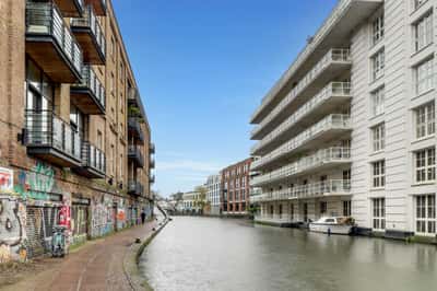 Oval Road, Camden Town - Image 3