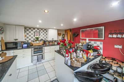 Delamere Road, Norley - Image 7