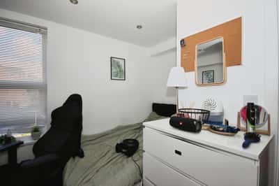 Humber Avenue, Coventry - Image 9