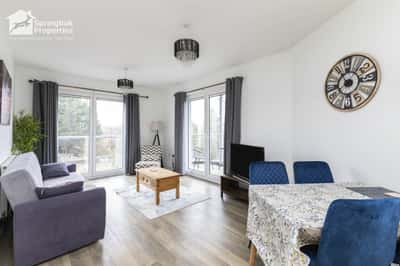 Bloomery House, Crawley - Image 2