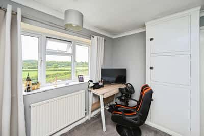 Parks Avenue, South Wingfield - Image 11