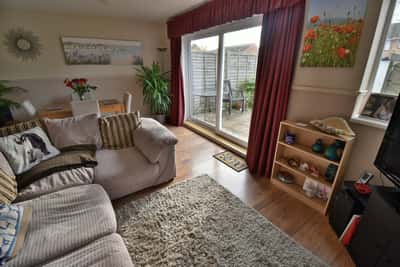 Medway Road, Ferndown - Image 6