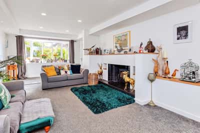 Greenbank Terrace, Kettering - Image 3