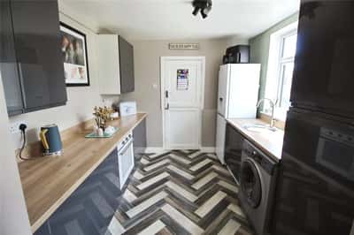 South Road, High Green - Image 4