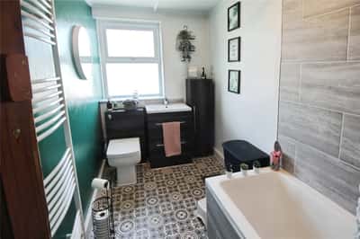 South Road, High Green - Image 7