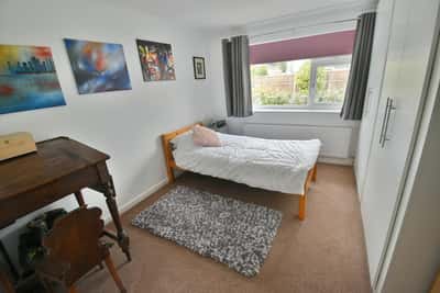 Victoria Gardens, Ferndown - Image 9