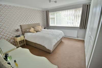 Victoria Gardens, Ferndown - Image 10