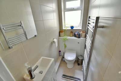 Victoria Gardens, Ferndown - Image 11