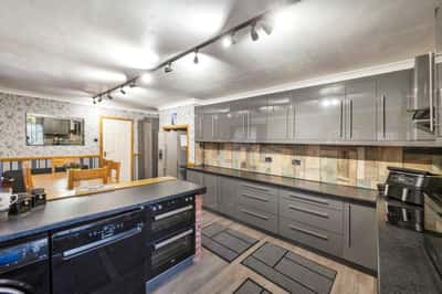 Hook Road, Goole - Image 7