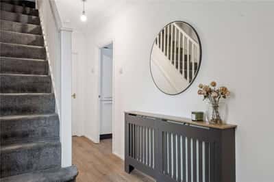 Deacon Mews, Islington - Image 3