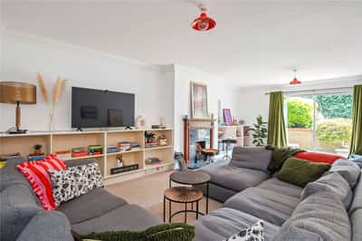 Deacon Mews, Islington - Image 7