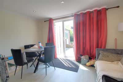 Beta Road, Farnborough - Image 8