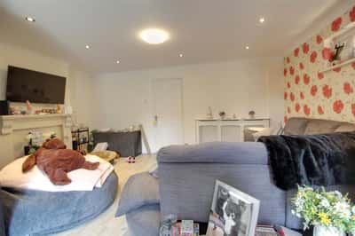 Beta Road, Farnborough - Image 13