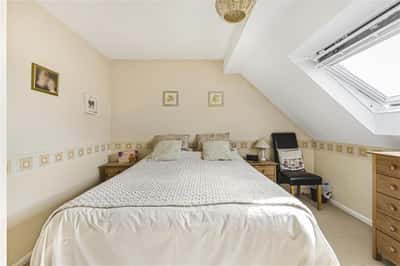 Vicarage Causeway, Hertford Heath - Image 18