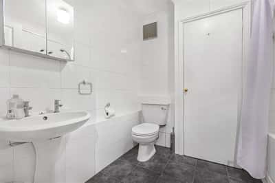 The Spinney, Hertford - Image 15