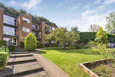 The Spinney, Hertford - Image 19