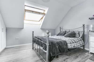 Stoney Fields, Watton At Stone - Image 4