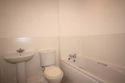 Lambwath Hall Court, Hull - Image 6