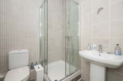 Woodend, Hythe - Image 9