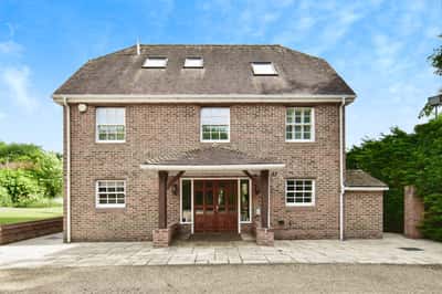 Kenward Road, Maidstone - Image 4