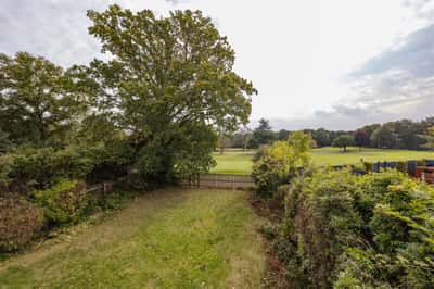 The Warren Drive, Wanstead - Image 2