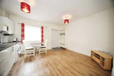 Collingdon Street, Luton - Image 7