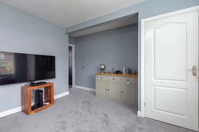 Kenwick Drive, Manchester - Image 8