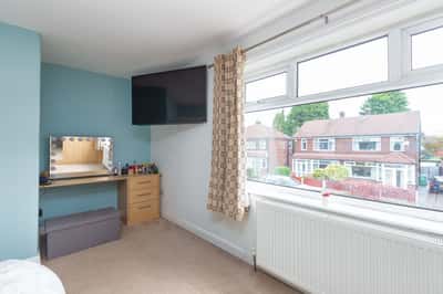Kenwick Drive, Manchester - Image 11