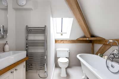 High Street, Marshfield - Image 17