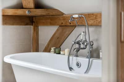 High Street, Marshfield - Image 19