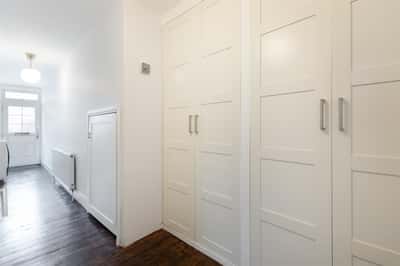 Kingston Road, Raynes Park - Image 9