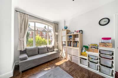 Kingston Road, Raynes Park - Image 10