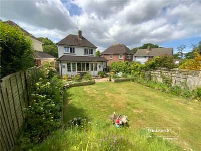 Shelley Close, Highcliffe - Image 16