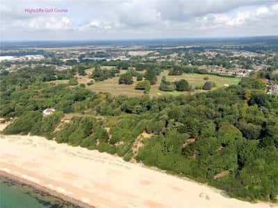 Shelley Close, Highcliffe - Image 18