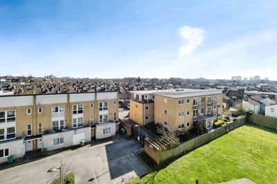 Flint Close, Forest Gate - Image 17