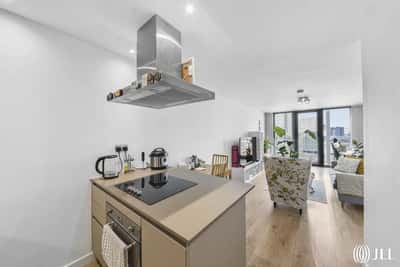 Stratosphere Tower, Great Eastern Road, London - Image 4