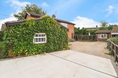 Copper Beech Close, Fakenham - Image 17