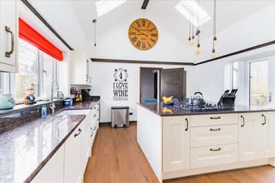 New Road, Great Yarmouth - Image 2